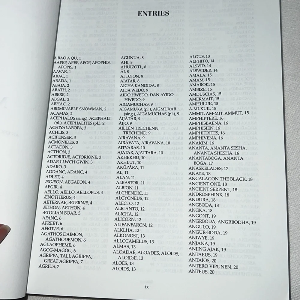 GIANTS, MONSTERS & DRAGONS AN ENCYCLOPEDIA OF FOLKLORE, LEGEND AND MYTH BOOK